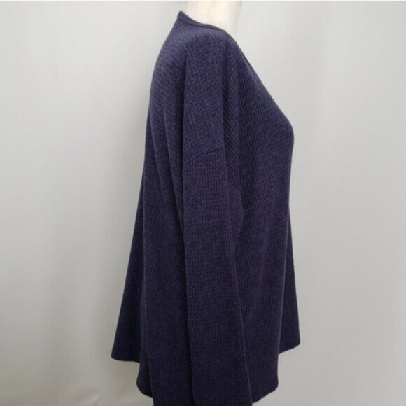 Aerie Waffle Knit Long Sleeve Top Hi Low Hem Purple Blue Women's Medium Casual - Picture 3 of 9